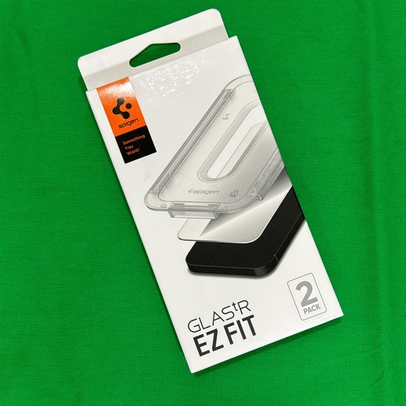 Spigen Tempered Glass Screen Protector designed for iPhone 14/ 13 / 13 Pro - Picture 7 of 8